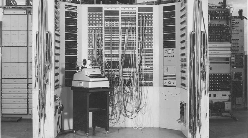 GCHQ releases unseen images of WW2 code-breaking computer