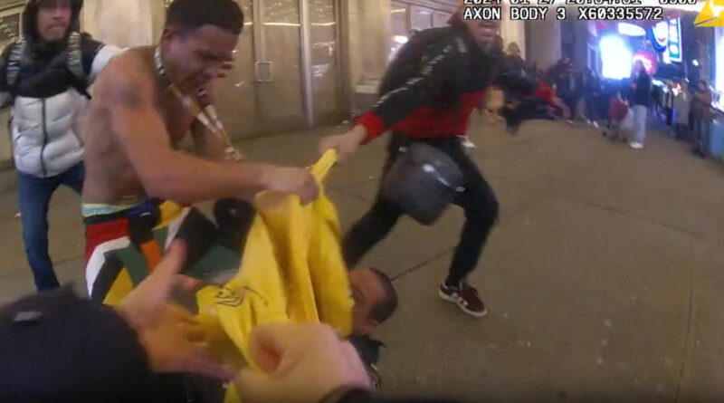 Police body camera video released in Times Square assault on officers as 7 suspects are indicted